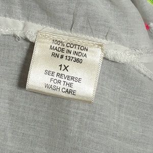 Truth NYC | Tops | Truth Nyc White Embroidered Peasant Blouse | Poshmark